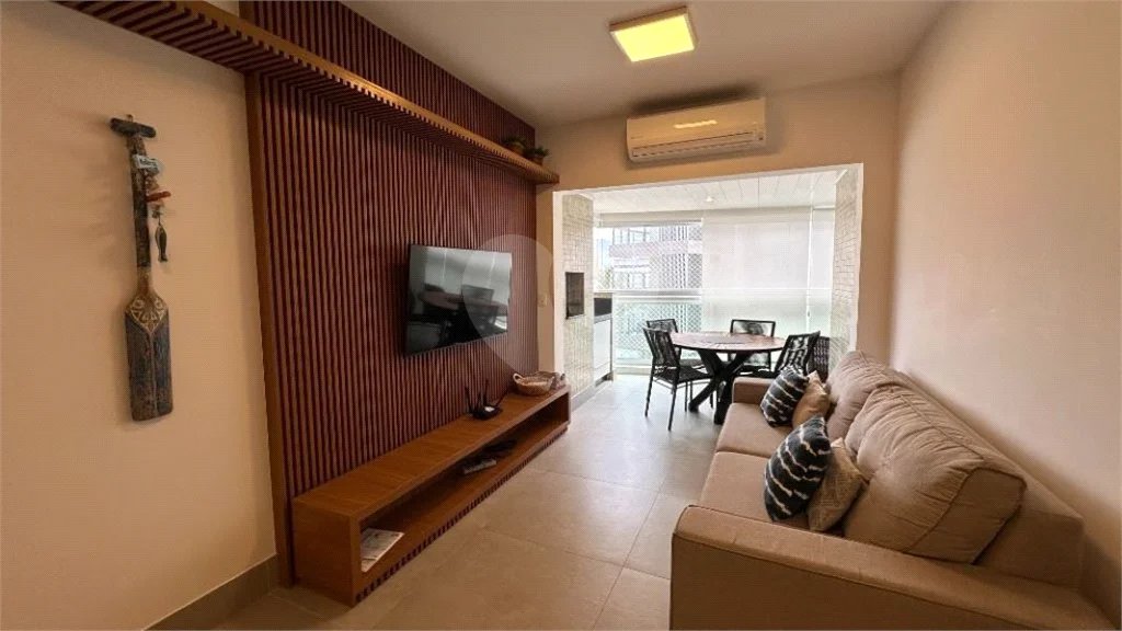 Apartamento à venda com 3 quartos, sendo 1 suíte,  em Riviera de São Lourenço, Bertioga, SP