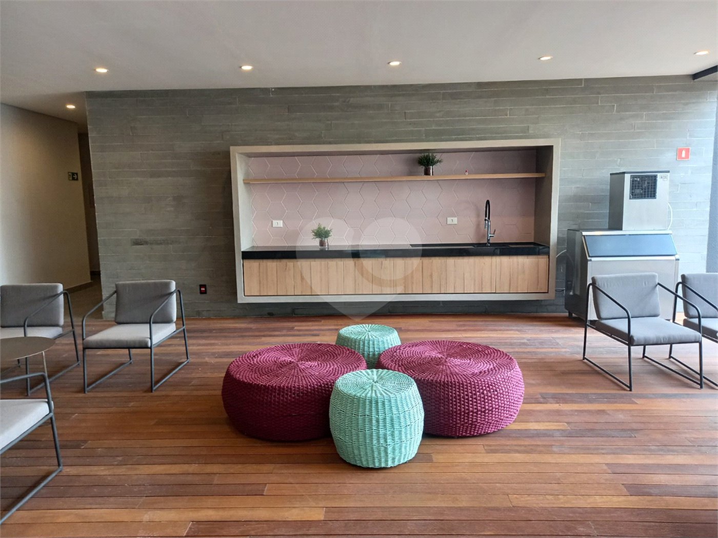 Studio para Locação, 26m² mobiliado, Vila Mariana, ao lado metro Hospital SP - YBY Ibirapuera Urban Home!