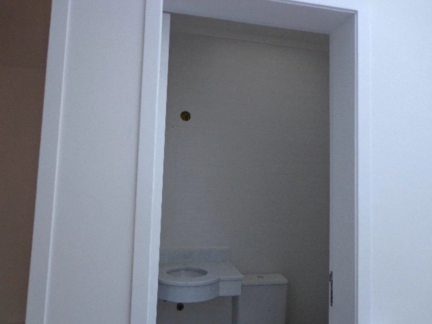 Casa à venda com 3 quartos, sendo 1 suíte, no condomínio Professor Teot?nio Monteiro de Barros Filho, São Paulo - SP