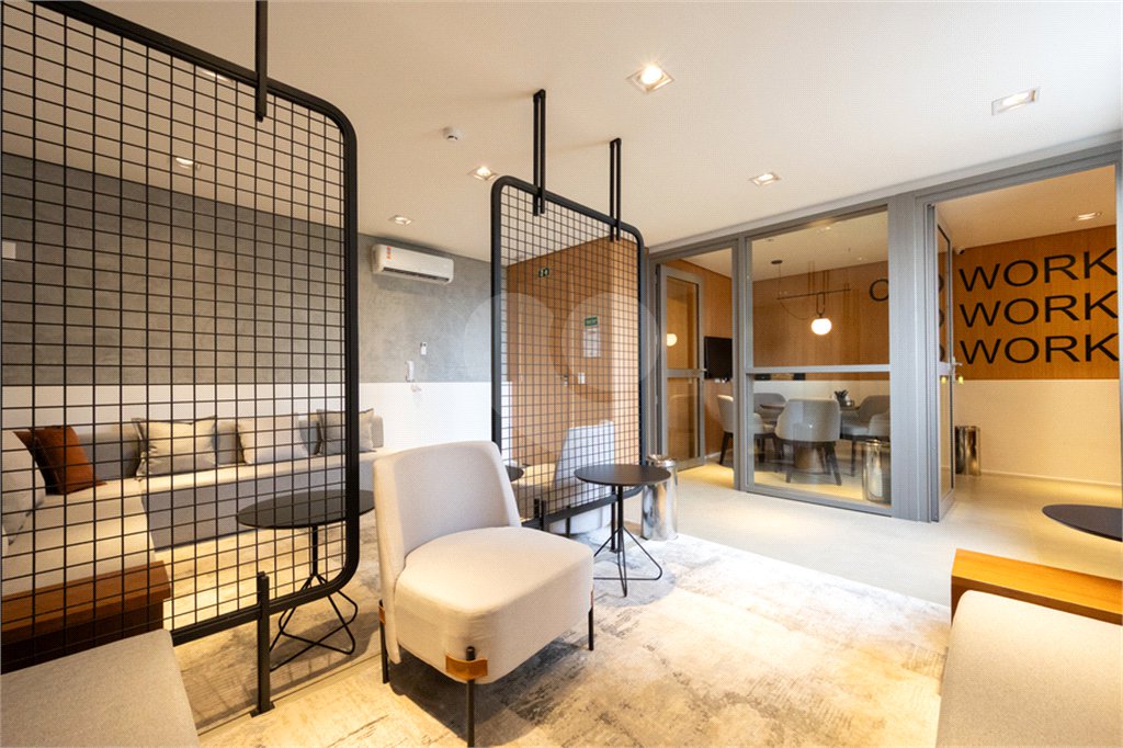 LINDO STUDIO DE 32M² PRÓXIMO DE TUDO