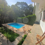 SOBRADO DE 426,0 M² COM 04 SUITES, SALÃO DE FESTAS, 06 VAGAS,06 BANHEIROS E PISCINA PARA LOCAÇÃO OU VENDA NO BARRO BRANCO