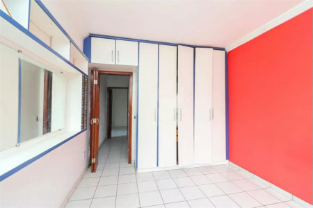 Casa com 100m², 3 dormitórios, 2 vagas, à venda em Itaquera