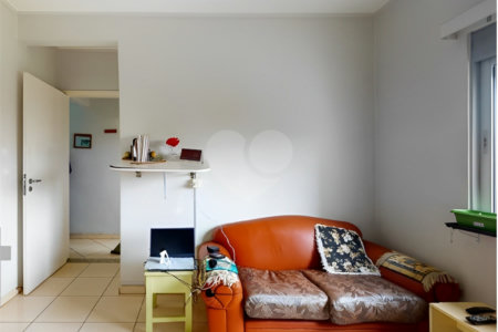 Apartamento à venda na Aclimação de 65 metros quadrados, com 2 dormitórios 1 vaga