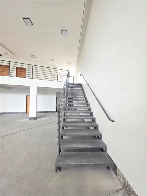 Prédio Comercial para Locação no Jardim Santo Antônio em Valinhos/SP