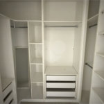 Apartamento de 155 m² com 4 dormitórios, varanda e 2 vagas de garagem. Condomínio com piscinas adulto, infantil e aquecida, lazer e portaria 24 horas.