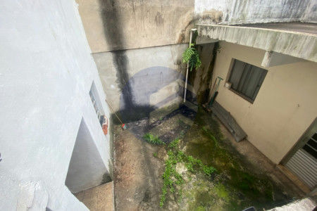 Casa à venda com 2 quartos em Jardim Alvorada, oportunidade para investidor