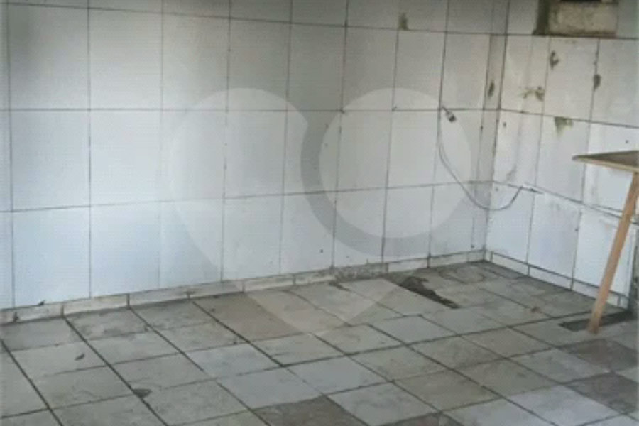 OPORTUNIDADE! ÓTIMO PARA INVESTIDOR. TERRENO 307 M²- Proximidade JABAQUARA