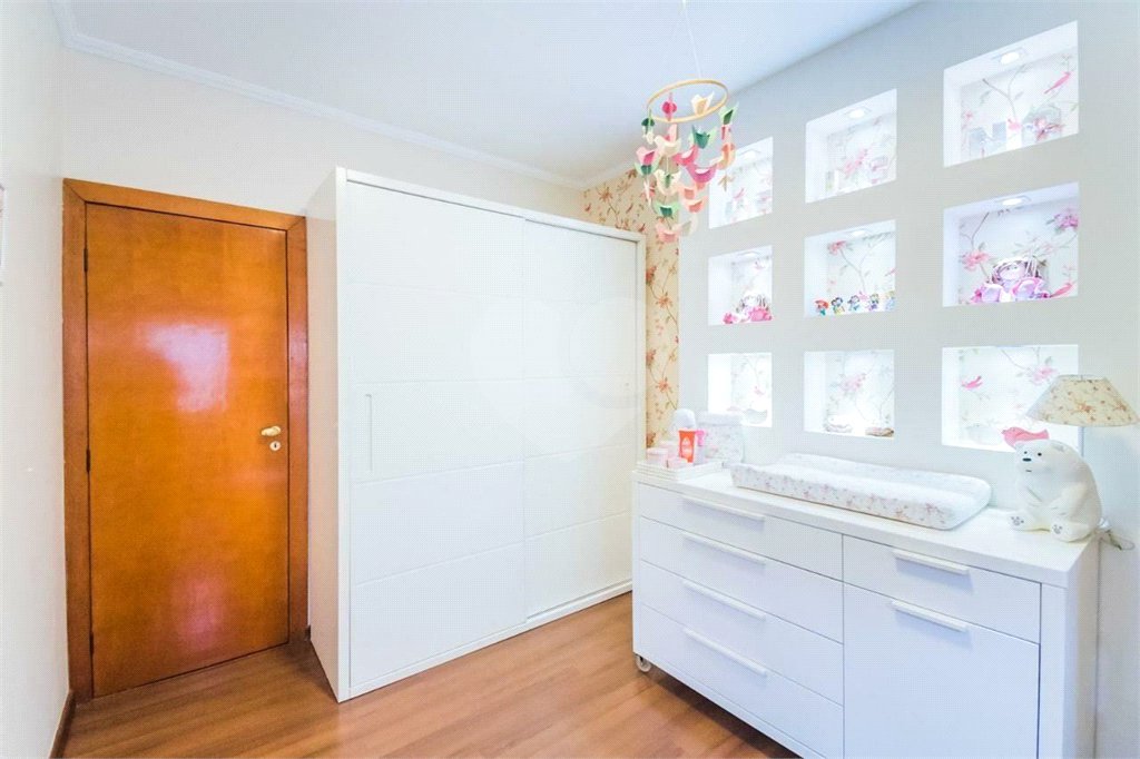 Casa à venda ou para alugar com 4 suítes em Saúde, São Paulo, SP