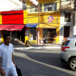 Casa comercial na Liberdade.