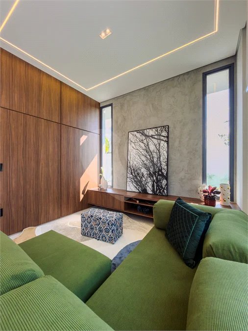 Indaiatuba - Condominio Villa Sapezal - 318 m² de Terreno - 230 m² de Área Construída - 3 suítes, sendo 1 Master com closet planejado - Sala de TV - Sala de estar integrada à Sala de jantar - Cozinha com móveis planejados - Despensa - Escritório planejado - Lavabo - Piscina com preparação para aquec