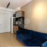 Apartamento a venda com 1 dormitório, sala com varanda e próximo ao metrô Vila Madalena.
