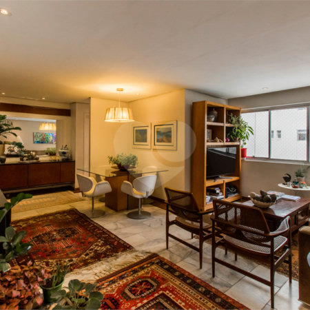 Apartamento à venda com 3 quartos, sendo 1 suíte, em Santo Amaro, São Paulo, SP