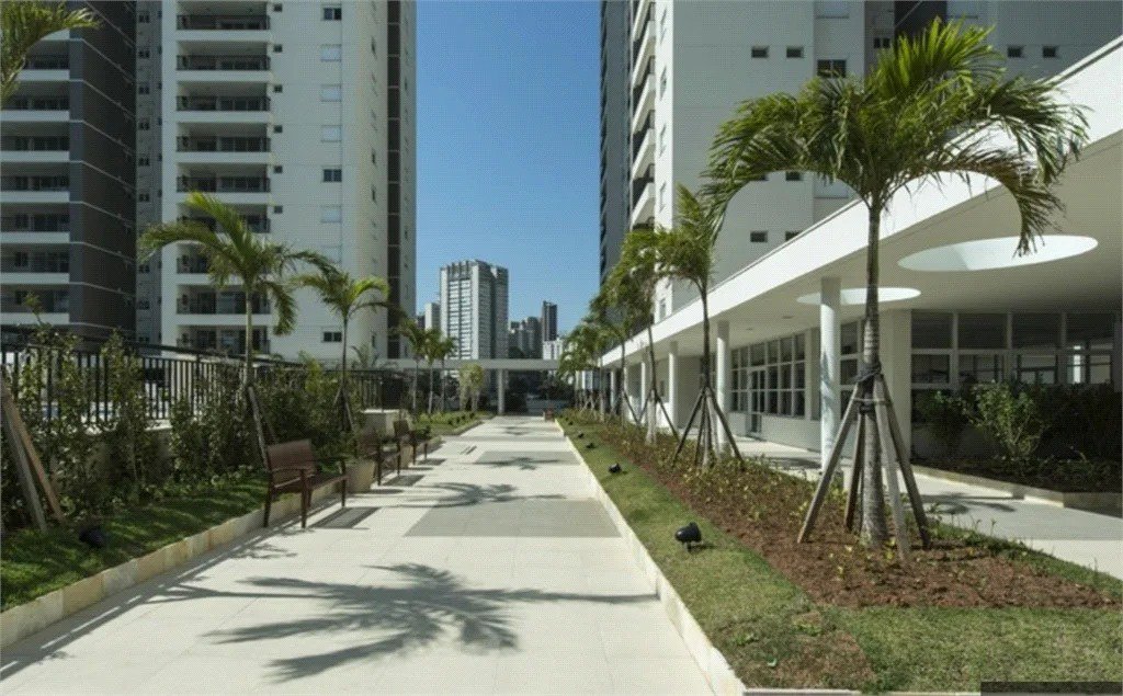 Apartamento à venda com 3 quartos, sendo 1 suíte, em Parque Reboucas, São Paulo, SP