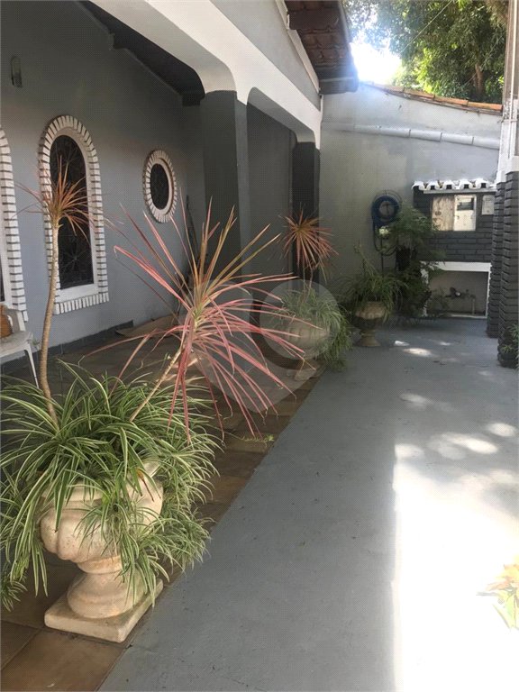 CASA A VENDA NO VISTA VERDE COM 300M², 3 DORMITORIOS, 2 BANHEIOS, 3 VAGAS, SÃO JOSÉ DOS CAMPOS/SP.