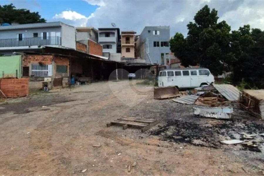 Terreno residencial para venda com 1.100m² - no Jaraguá.