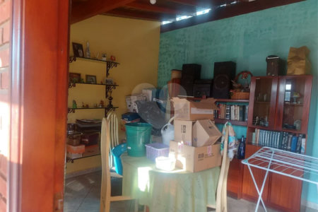 Casa à venda com 3 quartos, sendo 2 suítes,  em Capela, Vinhedo, SP