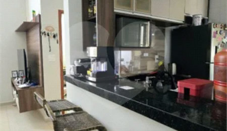 Casa à venda com 3 quartos, sendo 1 suíte,  no condomínio Alvorada, Araraquara - SP