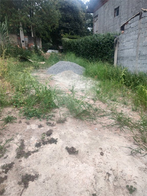 Terreno a Venda 200m² no Bairro Vale das Flores