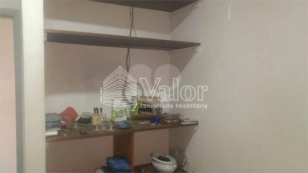 Casa térrea com 2 dormitórios.