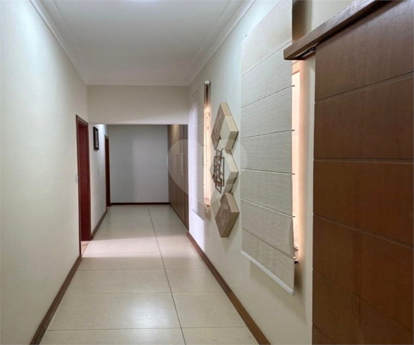 Sobrado para venda no condomínio de alto padrão Village Damha II