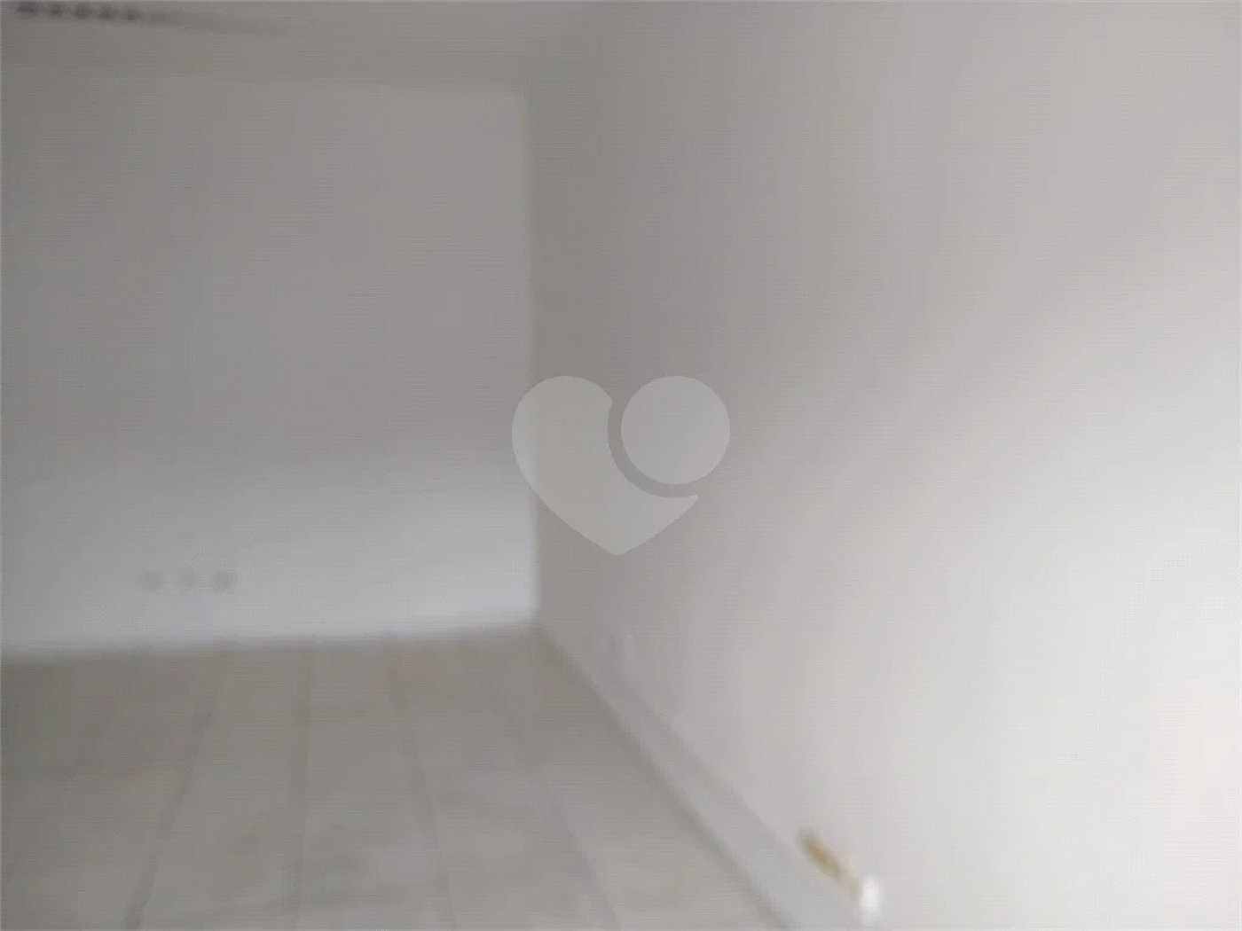 Sala Comercial com 28m² na Vila Santa Catarina!!!