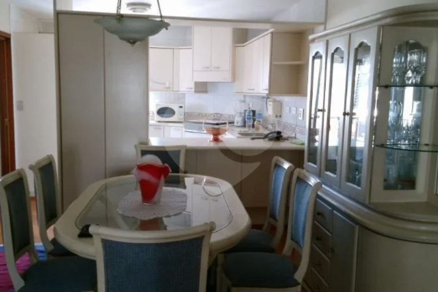 Apartamento à venda mobiliado nos Jardins — 126 m²