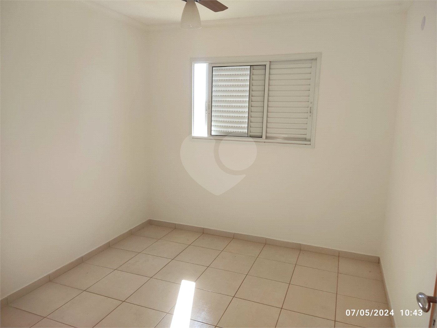 Apartamento à Venda no Residencial Augusta - Brotas/SP
