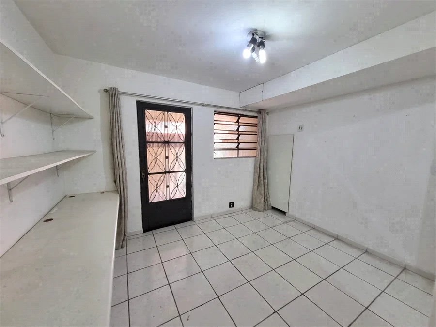 Sobrado à venda com 3 quartos, sendo 1 suíte,  em Jardim Ester Yolanda, São Paulo, SP