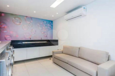 Apartamento com 35m², 1 dormitório, à venda na Bela Vista