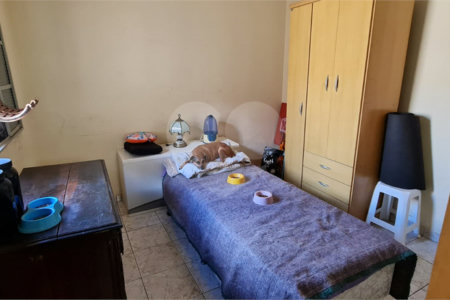 Casa térrea para venda em Araraquara.