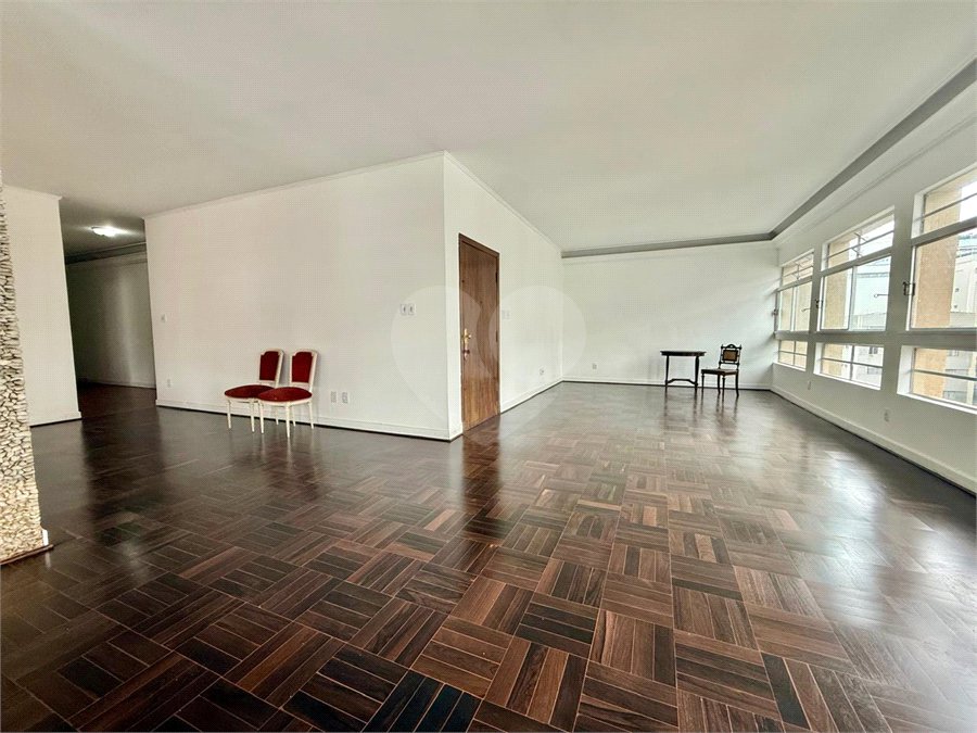 Amplo Apartamento no Paraíso!