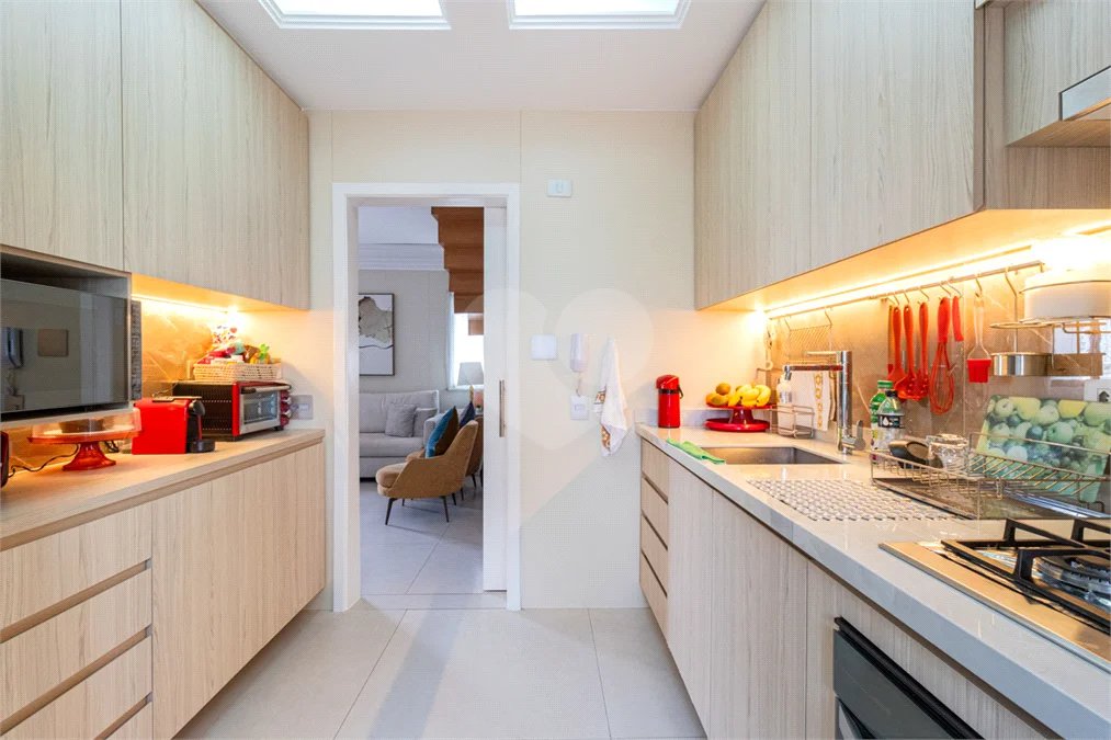 Cobertura duplex 196 m² para locação ou venda em pinheiros,.