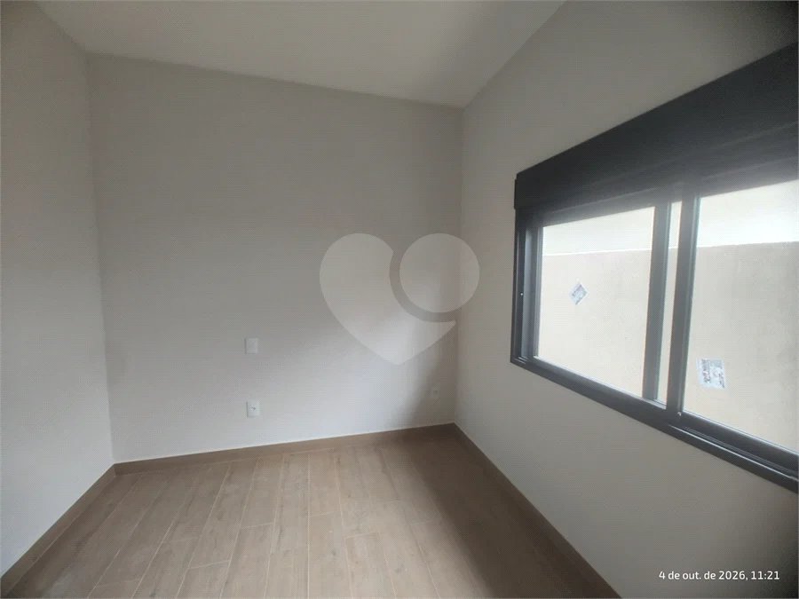 Casa exclusiva em Atibaia de alto padrão com 3 suítes, piscina, espaço gourmet, condomínio fechado, aceita financiamento