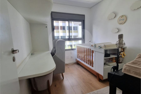 Apartamento venda. Domy Vila Mariana. 2 quartos (1 suíte). 1 vaga. Entrar e morar