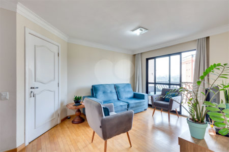 Apartamento Alto da Boa Vista em Condominio Clube