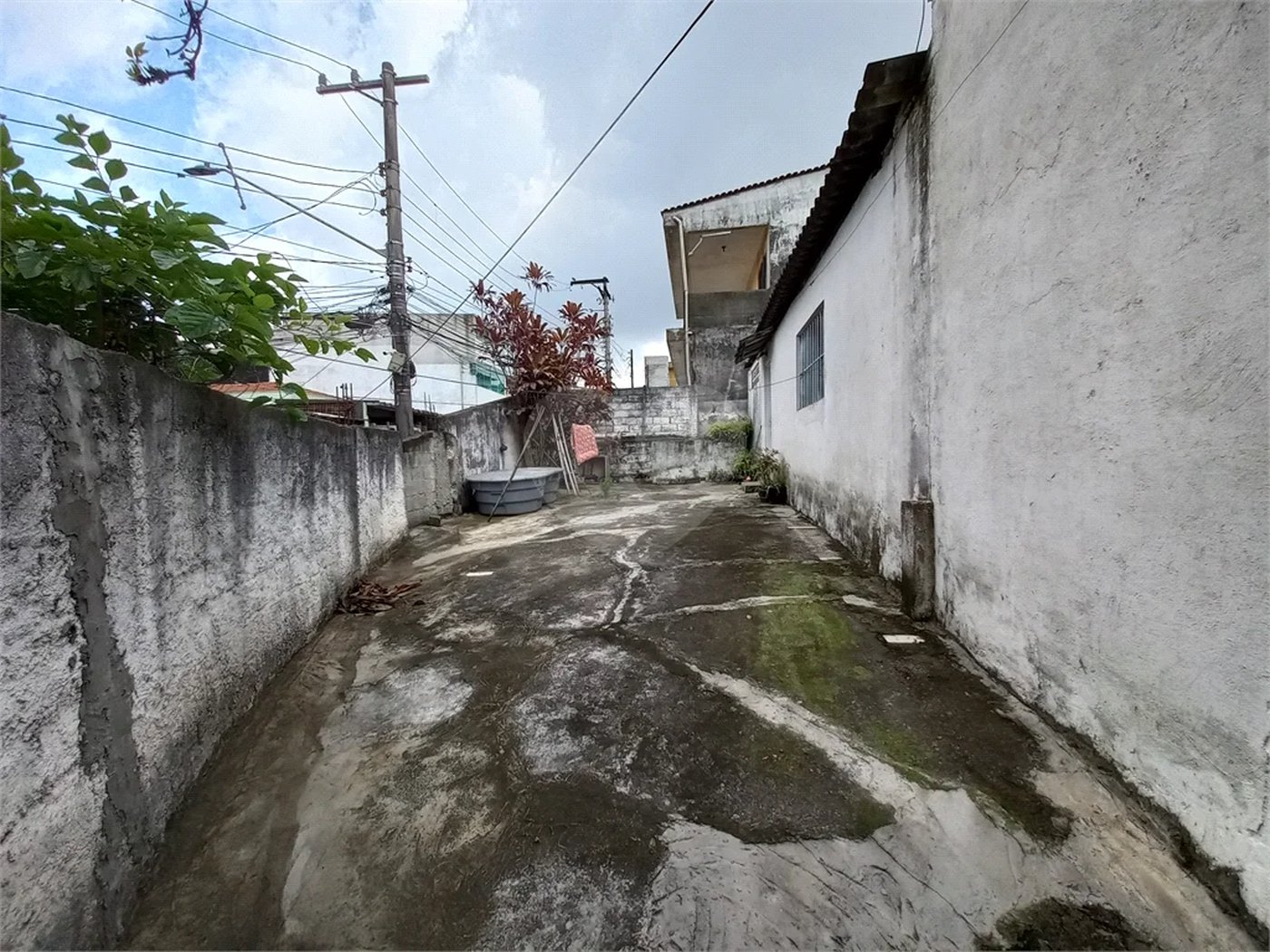 Casa de 292m² de terreno à venda - Vila Pirajussara