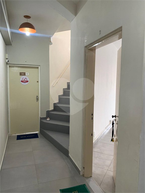 Sala Comercial de 40m² no Alvinópolis - Sobreloja