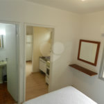 Apartamento mobiliado na Bela Vista de 36m² com 1 vaga de garagem.