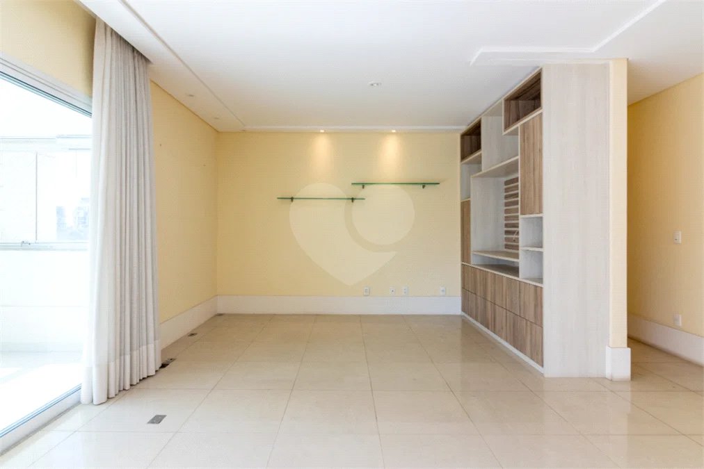 Vila Andrade / Jardim Sul - 4 dormitórios | 2 suítes | 3 vagas | depósito