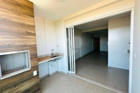Apartamento com 2 dormitórios, sendo 1 suíte