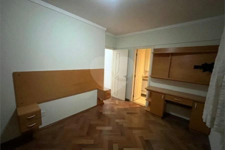 Apartamento à venda com 3 quartos, sendo 1 suíte, em Saúde, São Paulo, SP