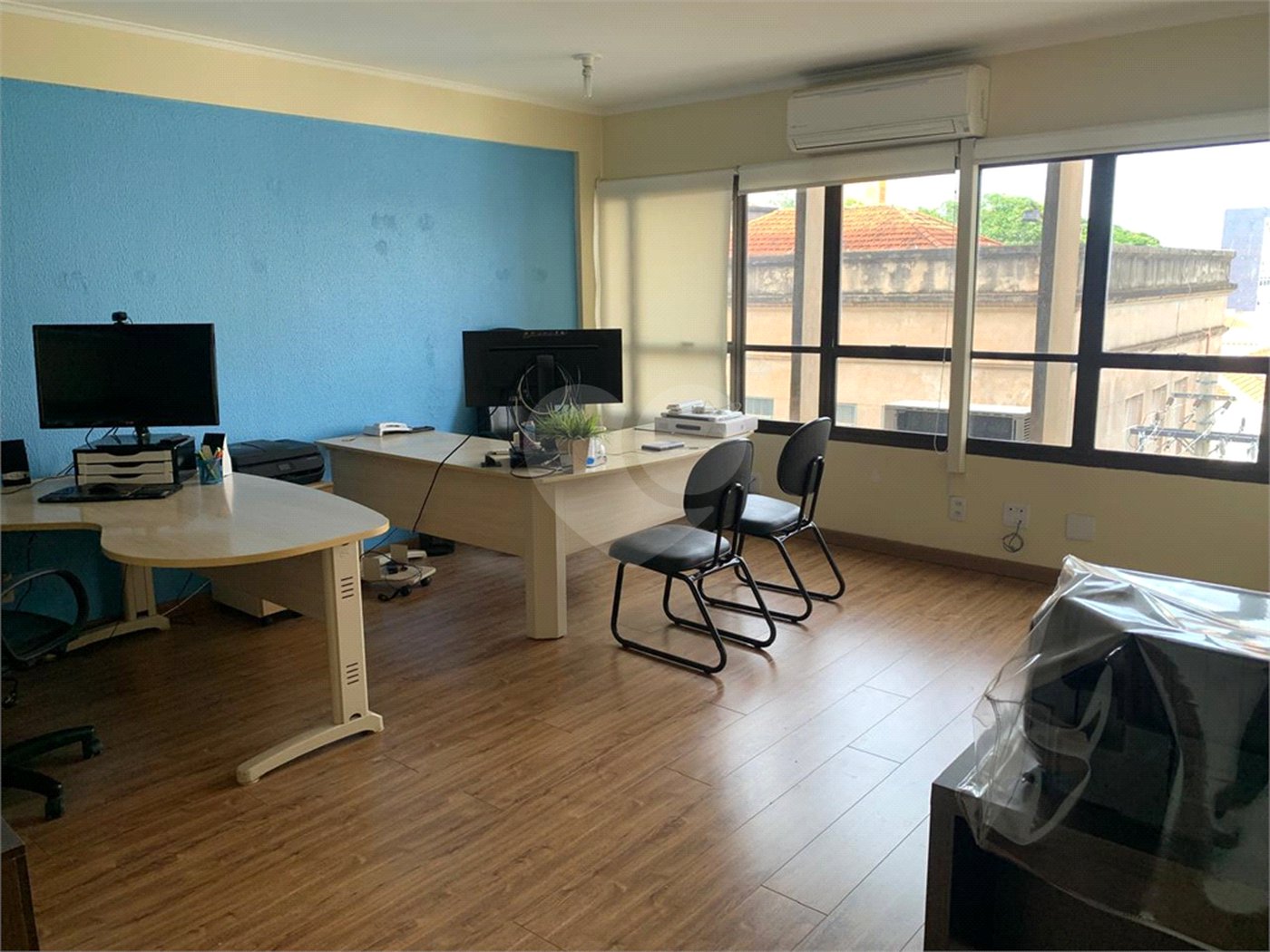 Sala comercial á venda
