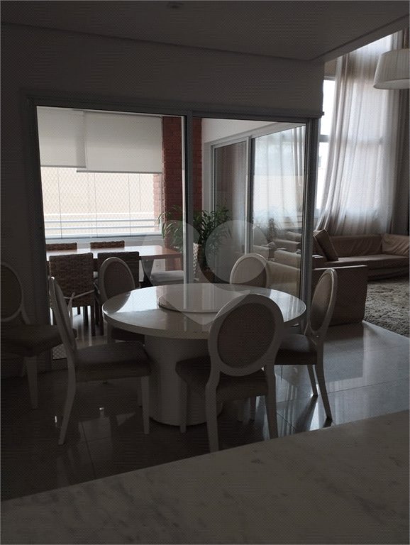 Duplex à venda com 3 suítes em Cerqueira Cesar, São Paulo, SP
