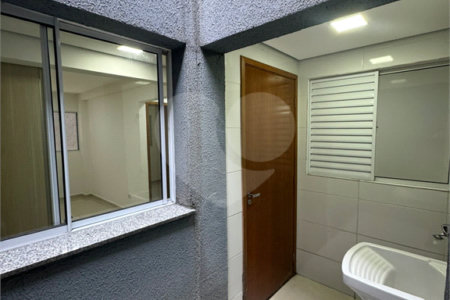 Apartamento 2 dormitórios c/ quintal privativo próximo ao futuro Metrô Anália Franco