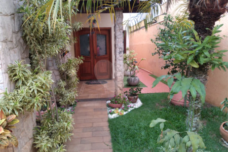 Casa/Sobrado para venda na Vila Prado