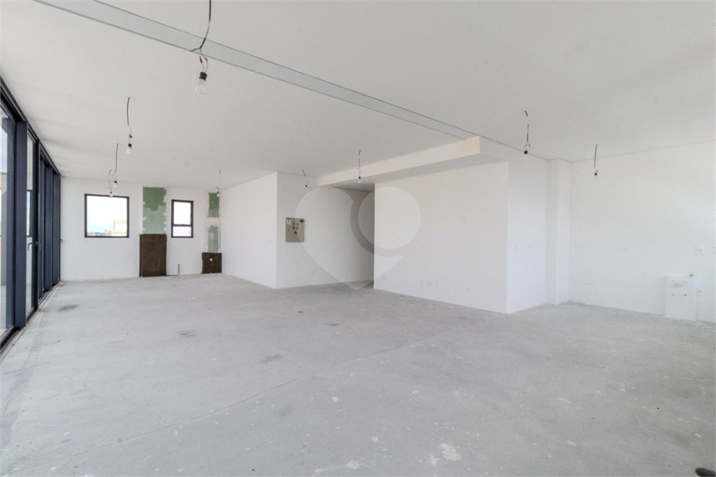 Apartamento à venda com 3 suítes em Campo Belo, São Paulo, SP