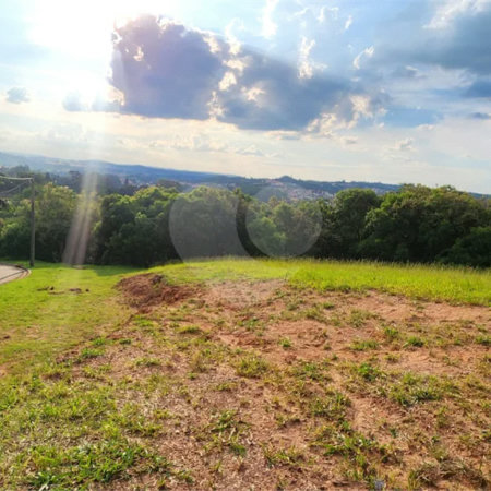Terreno à Venda no Condomínio Reserva Santa Isabel - Louveira
