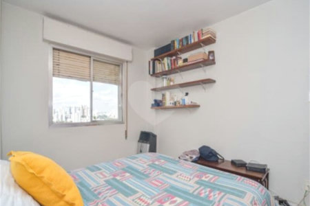 Apartamento de 2 quartos com garagem à venda na Vila Mariana