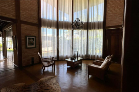 Casa para venda no Condomínio Vivenda do Broa.