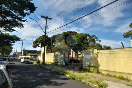 Terreno Comercial à Venda na Av. Teixeira de Barros – Rua Larga
